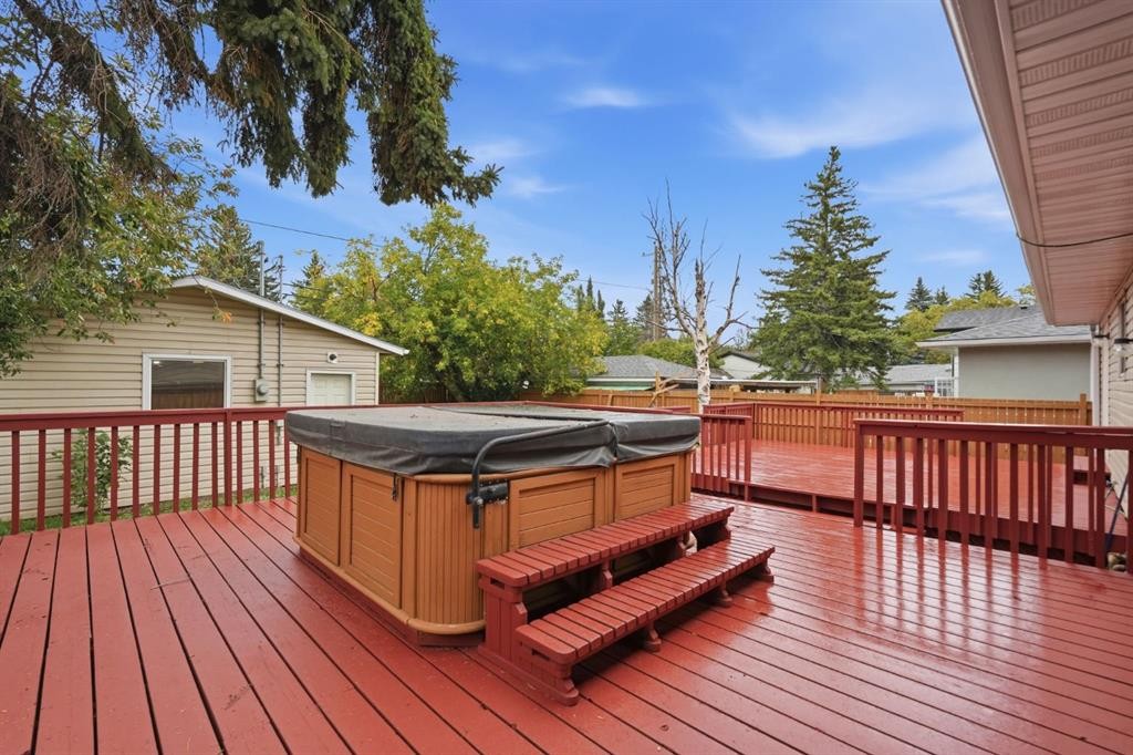 3324 36 Avenue Sw, Calgary, AB