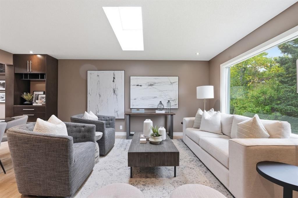 3324 36 Avenue Sw, Calgary, AB