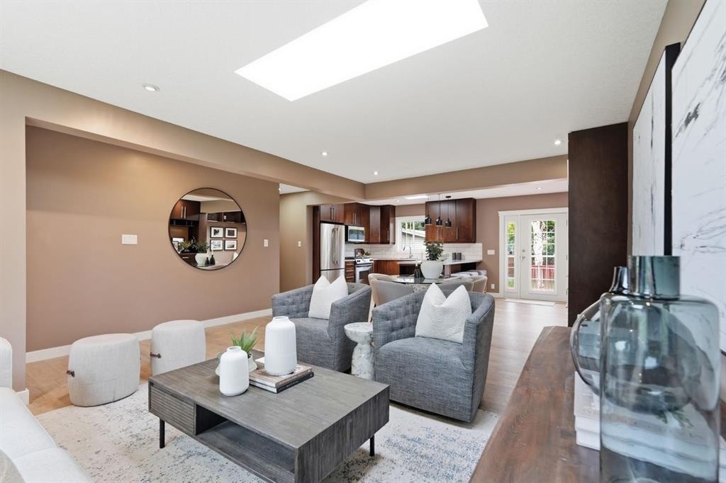 3324 36 Avenue Sw, Calgary, AB