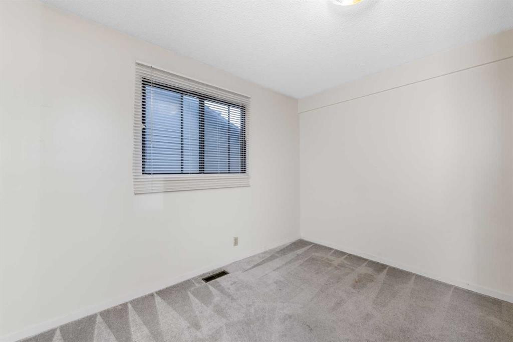 41 Edgeford Way Nw, Calgary, AB
