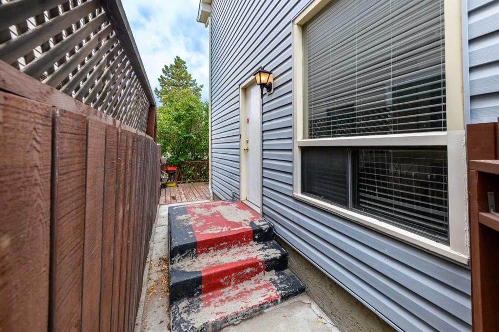 41 Edgeford Way Nw, Calgary, AB