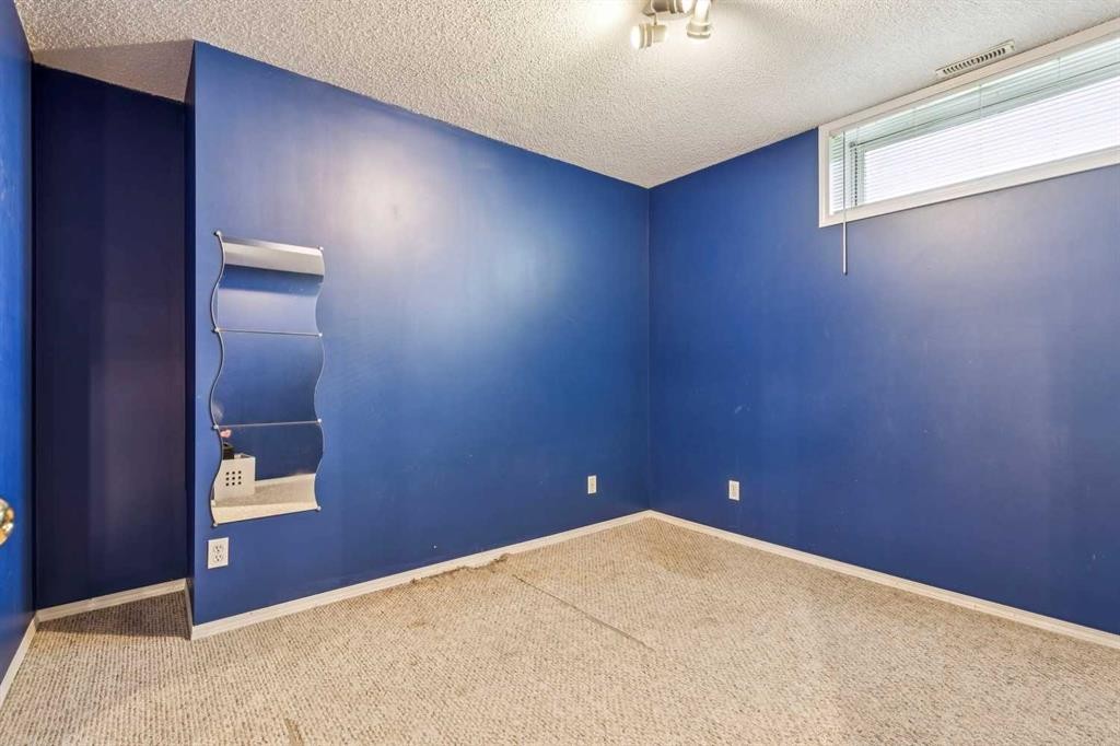 40 Country Hills Bay Nw, Calgary, AB