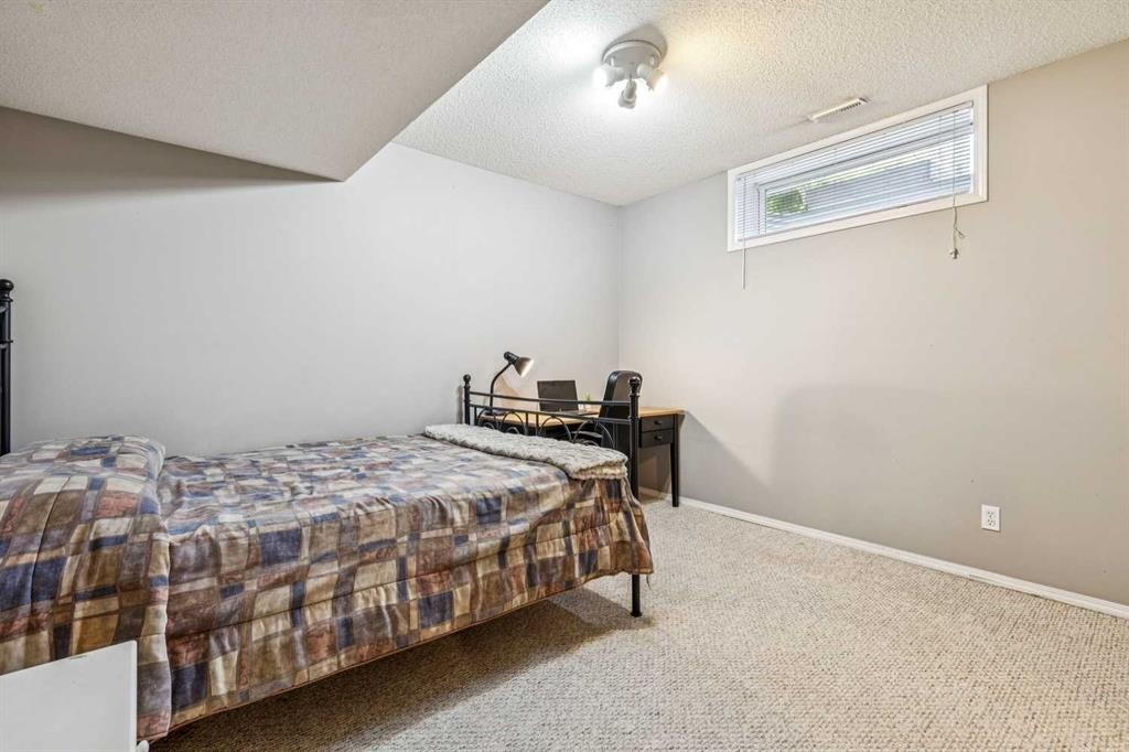 40 Country Hills Bay Nw, Calgary, AB