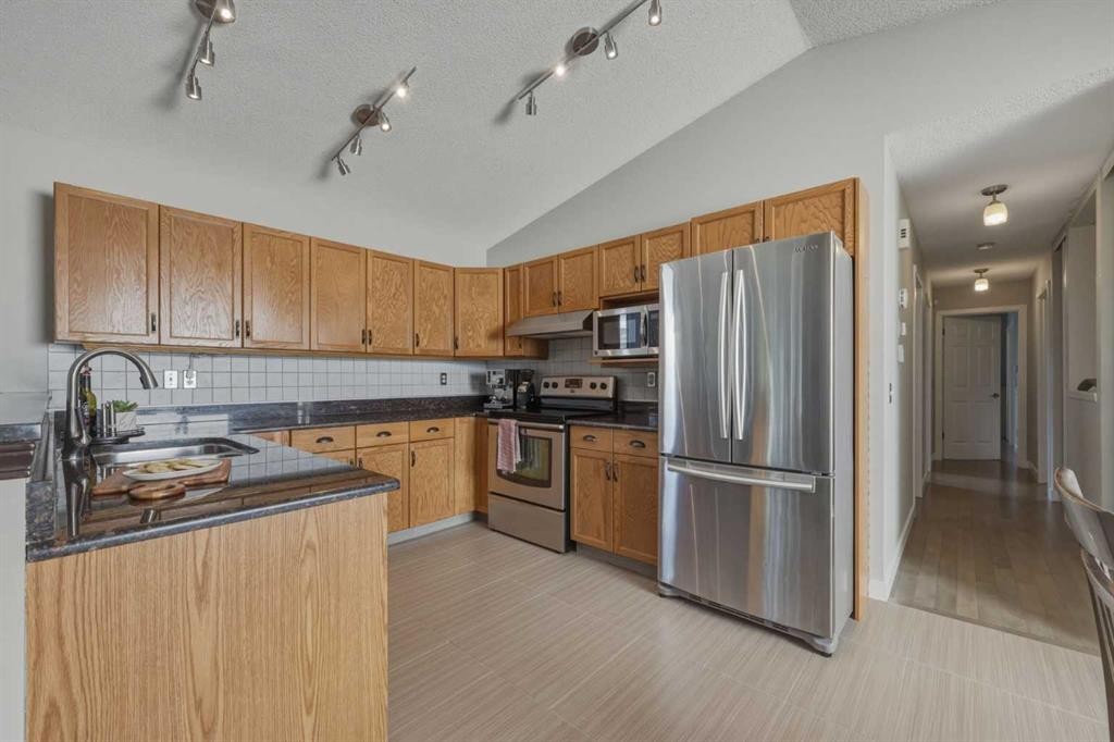 101 Arbour Wood Mews Nw, Calgary, AB