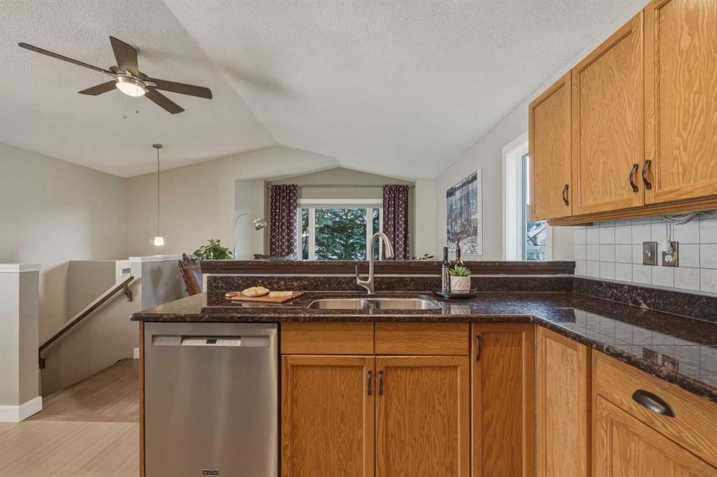 101 Arbour Wood Mews Nw, Calgary, AB