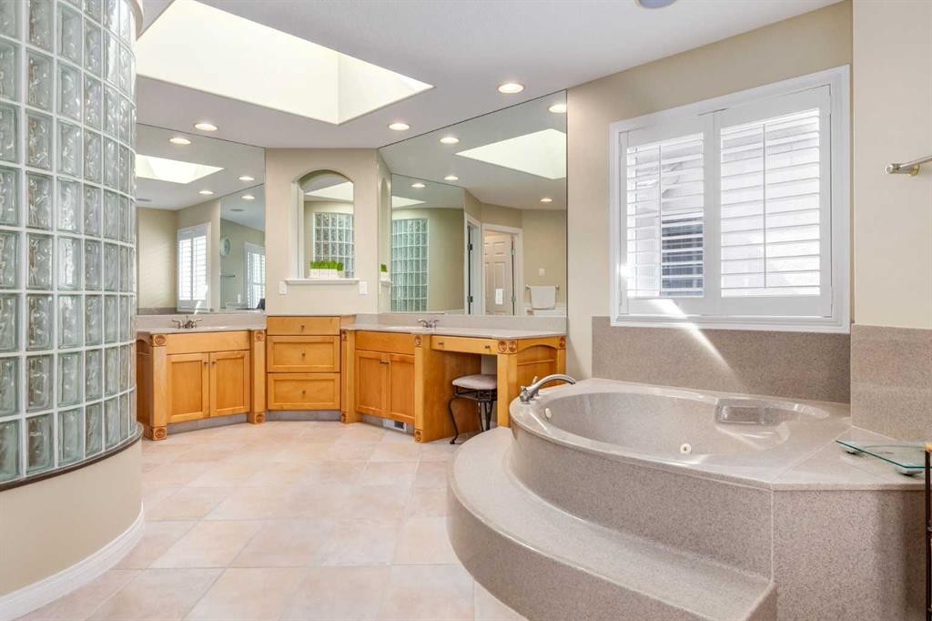 442 Sienna Heights Hill Sw, Calgary, AB