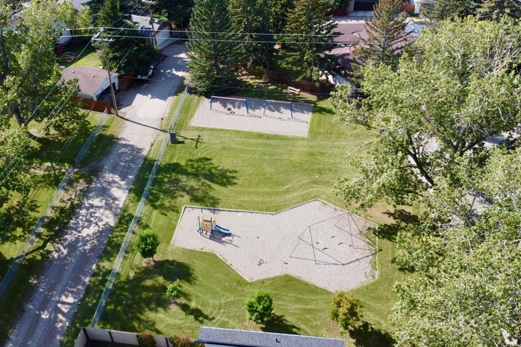 708 Lake Bonavista Drive Se, Calgary, AB
