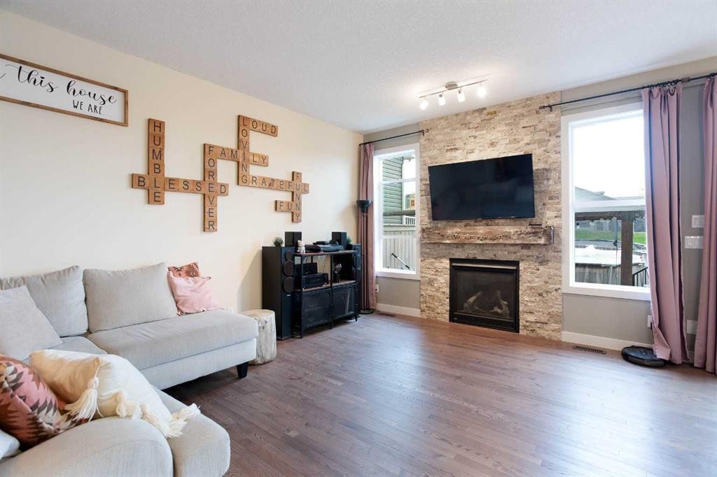 244 Nolanhurst Crescent Nw, Calgary, AB