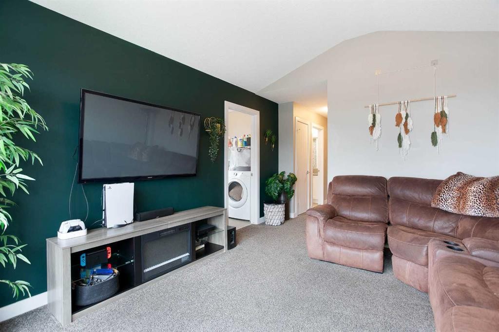 244 Nolanhurst Crescent Nw, Calgary, AB