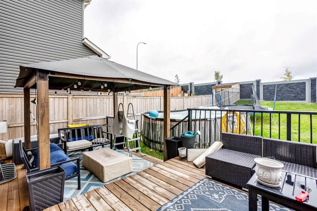 244 Nolanhurst Crescent Nw, Calgary, AB