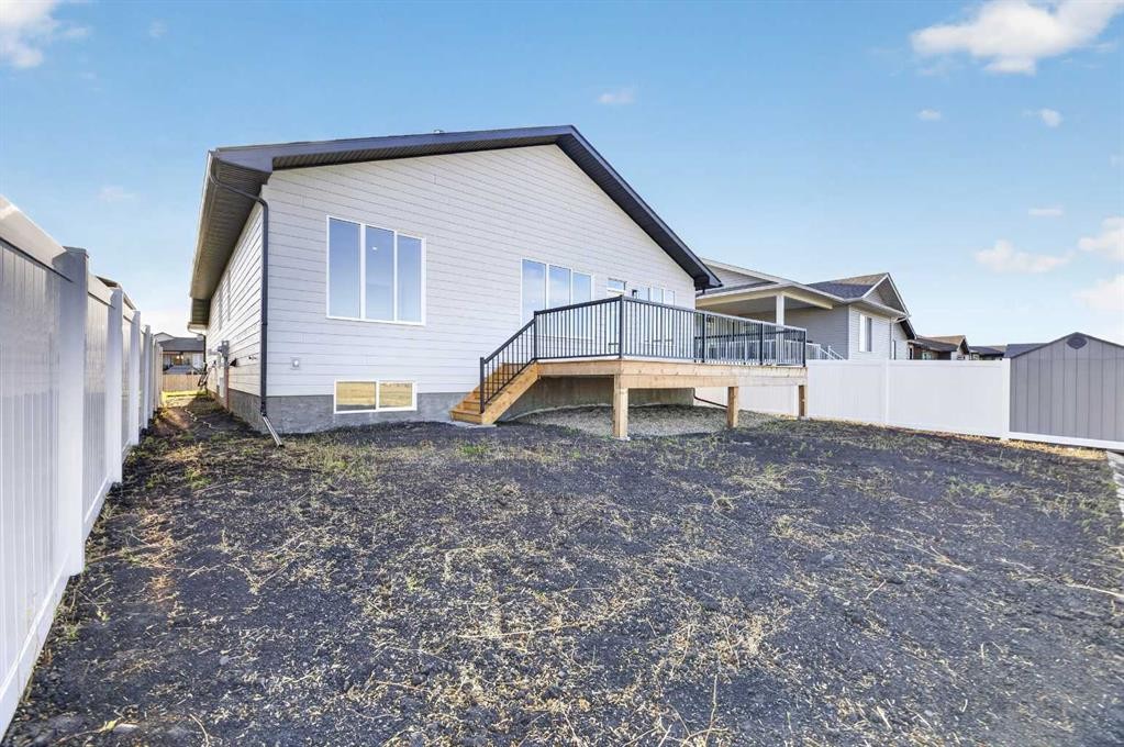 3434 Victory Way, Olds, AB