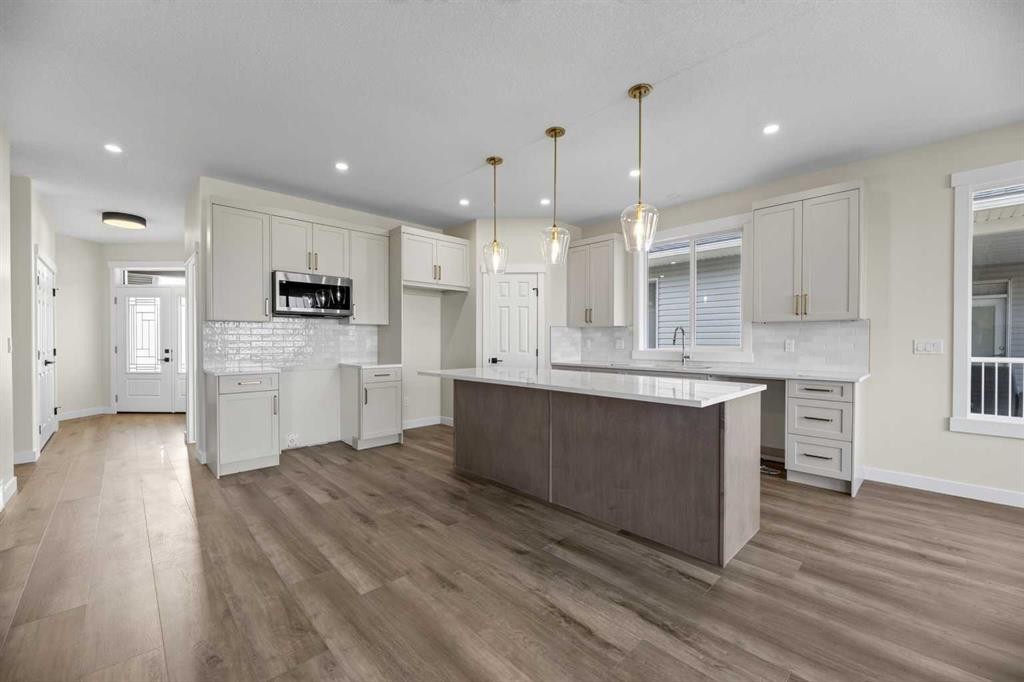 3434 Victory Way, Olds, AB