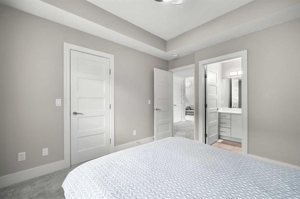 148 Kinniburgh Loop, Chestermere, AB