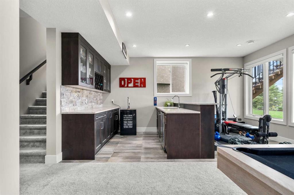 148 Kinniburgh Loop, Chestermere, AB