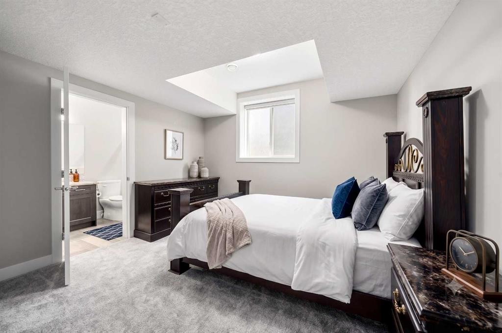 148 Kinniburgh Loop, Chestermere, AB