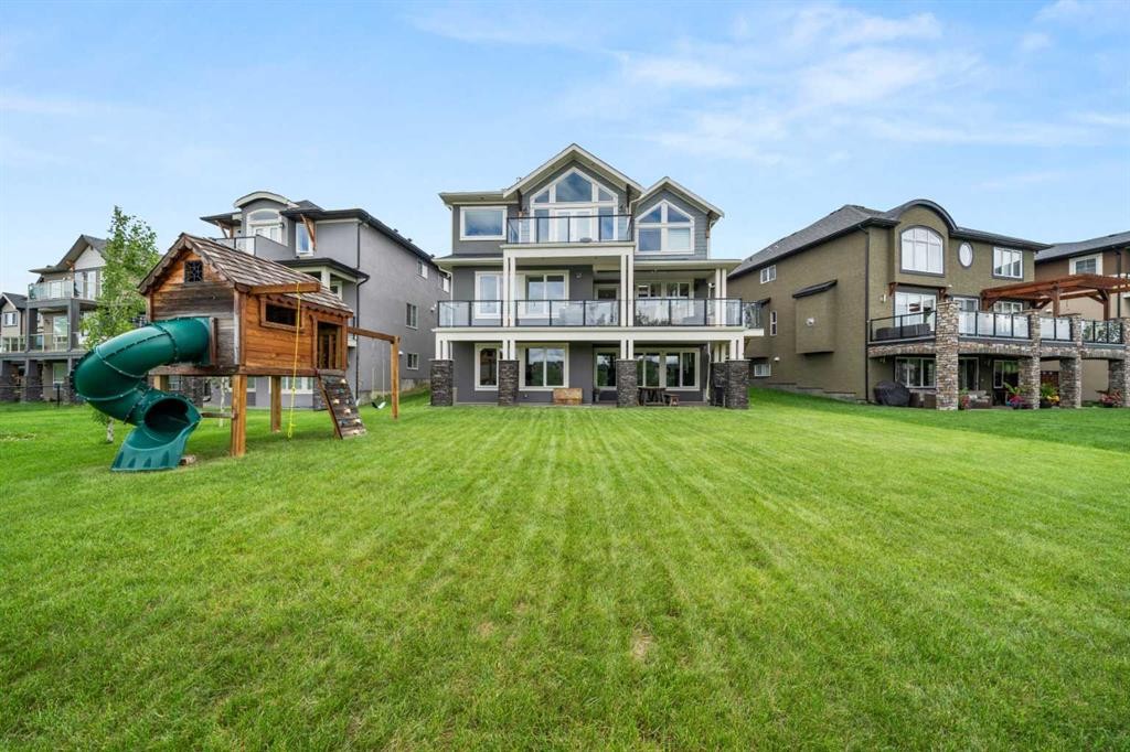 148 Kinniburgh Loop, Chestermere, AB