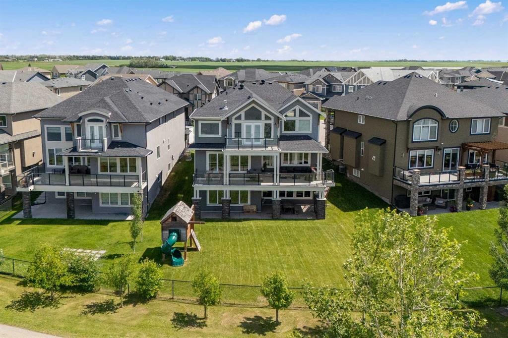 148 Kinniburgh Loop, Chestermere, AB