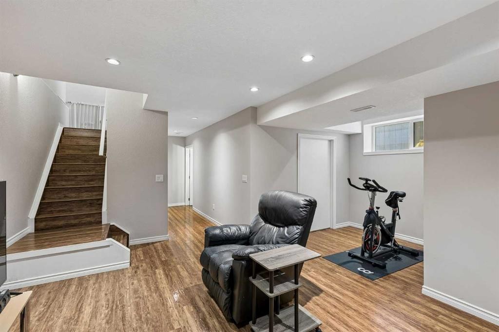 33 Legacy Gate Se, Calgary, AB