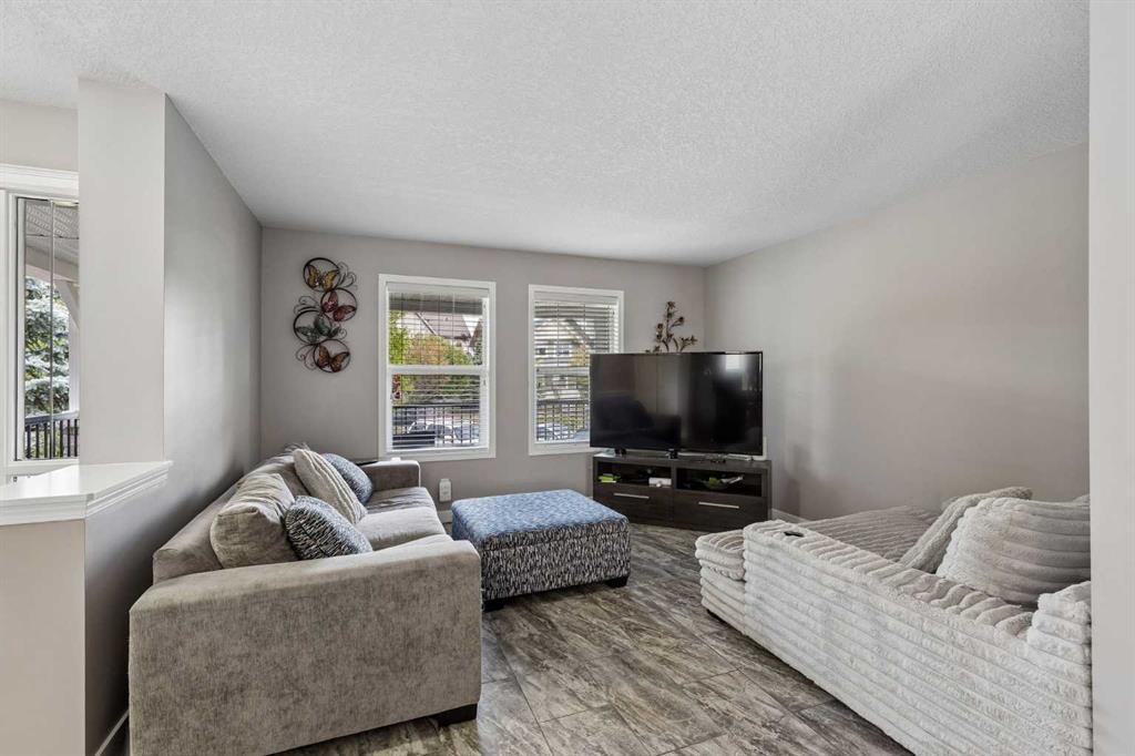 33 Legacy Gate Se, Calgary, AB