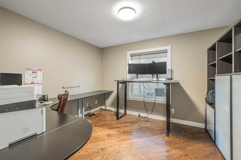 11 Sienna Hills Place Sw, Calgary, AB