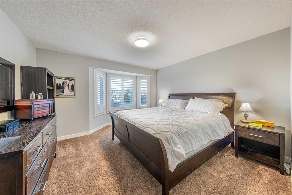 11 Sienna Hills Place Sw, Calgary, AB