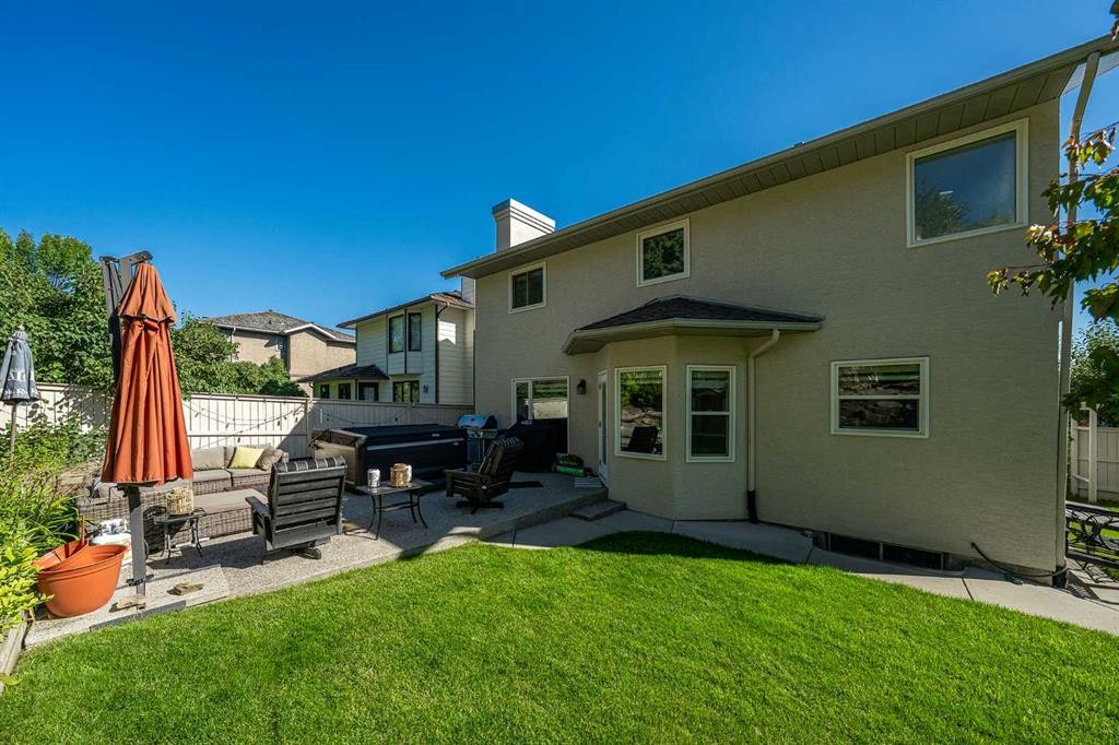 11 Sienna Hills Place Sw, Calgary, AB