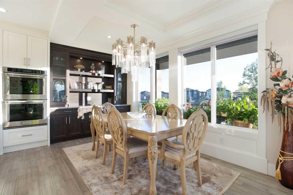 160 Kinniburgh Loop, Chestermere, AB