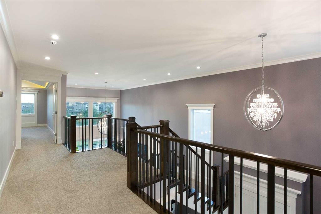 160 Kinniburgh Loop, Chestermere, AB