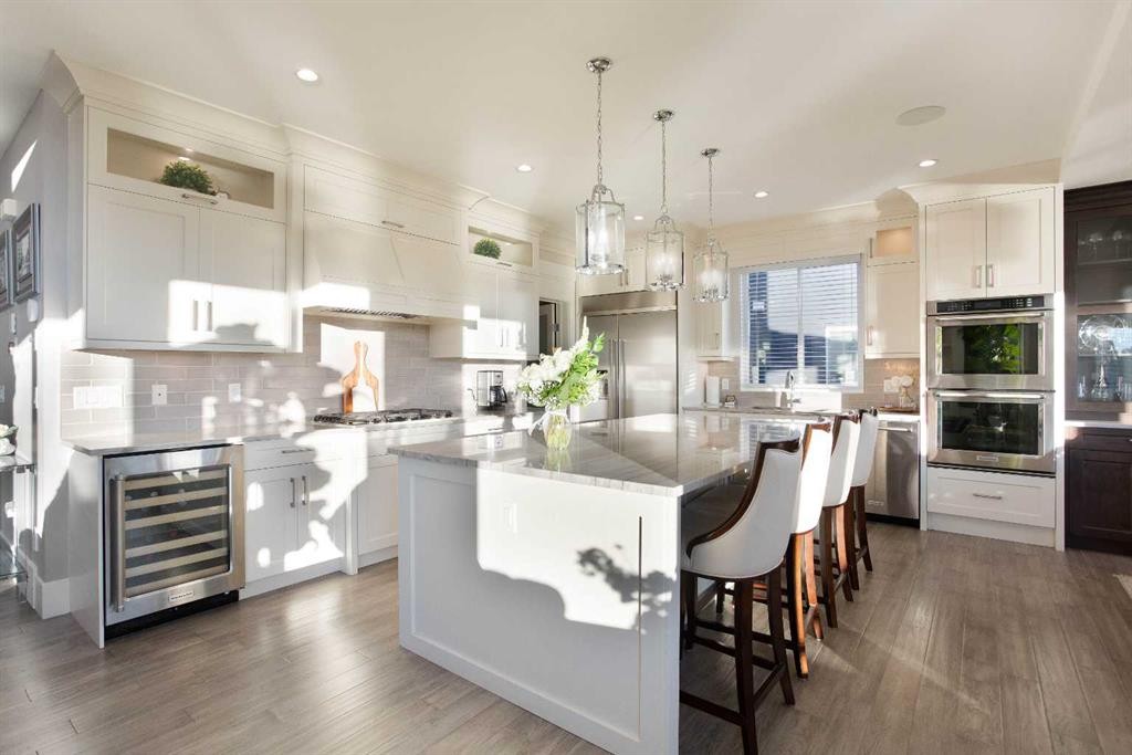 160 Kinniburgh Loop, Chestermere, AB
