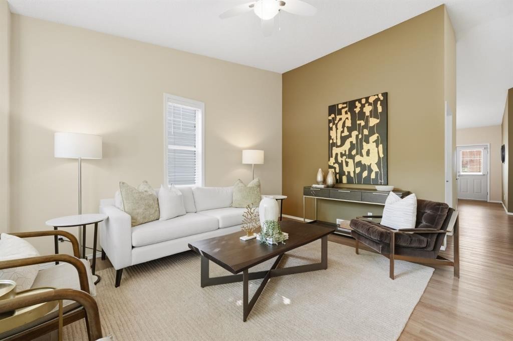 42 Prestwick Pond Terrace Se, Calgary, AB