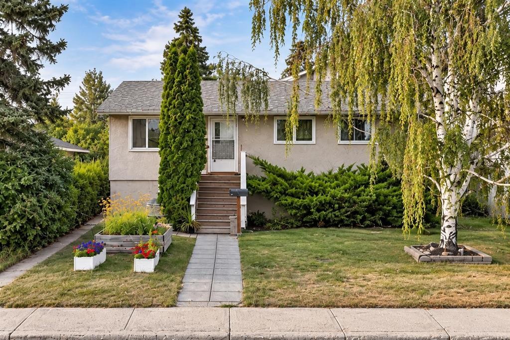 8344 47 Avenue Nw, Calgary, AB