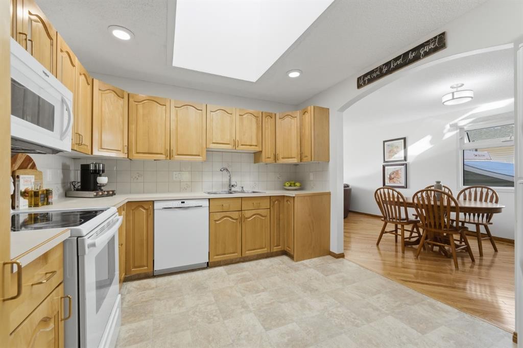 6016 Dalcastle Crescent Nw, Calgary, AB