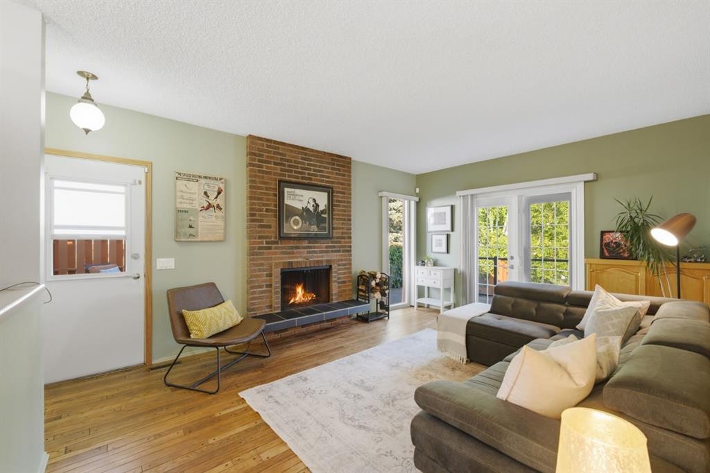 6016 Dalcastle Crescent Nw, Calgary, AB