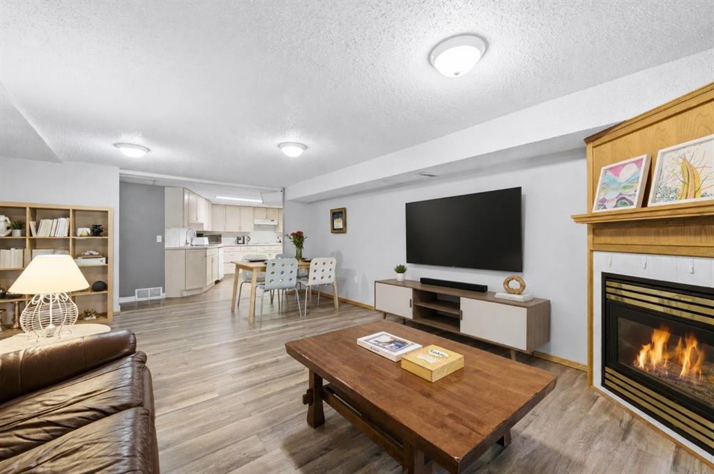 6016 Dalcastle Crescent Nw, Calgary, AB