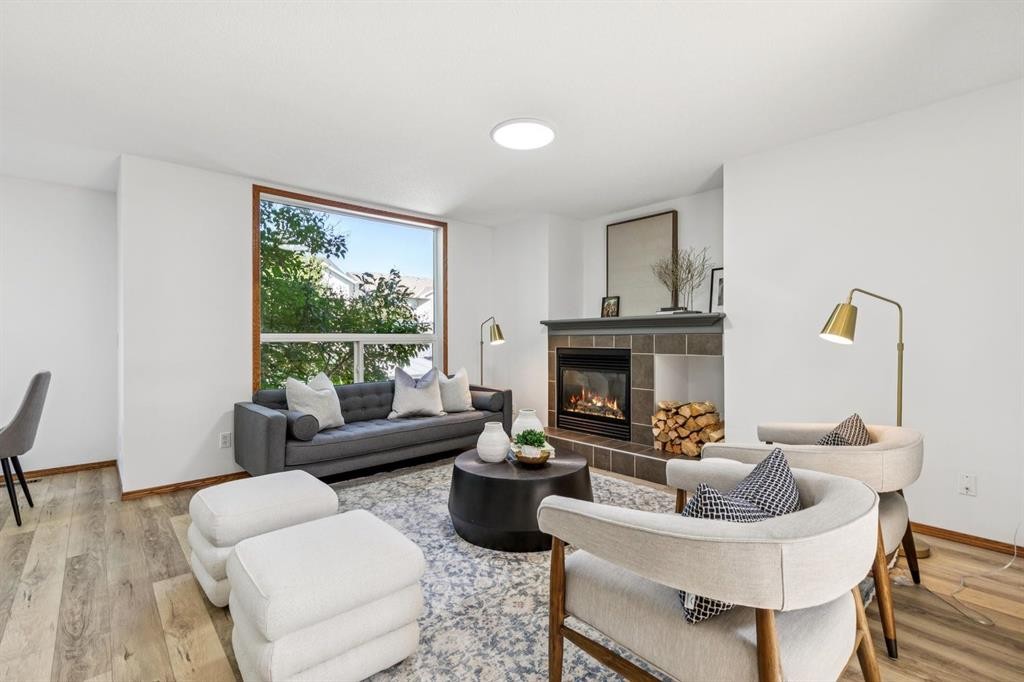 2020 Bridlemeadows Manor Sw, Calgary, AB