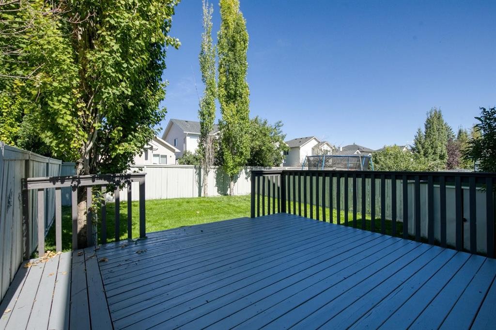2020 Bridlemeadows Manor Sw, Calgary, AB