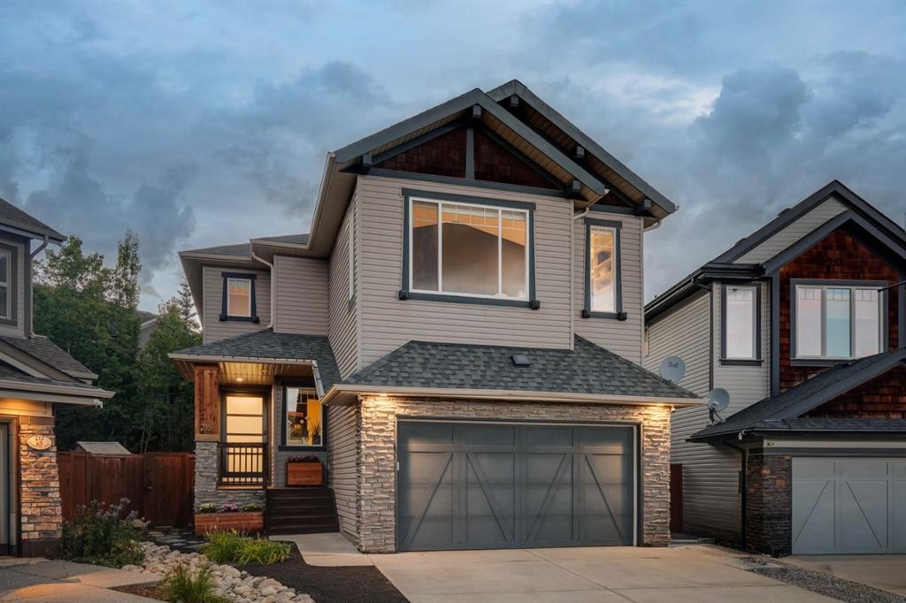 213 Cortina Bay Sw, Calgary, AB