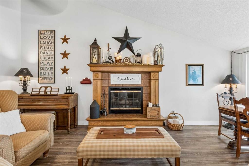 16 Macewan Meadow Link Nw, Calgary, AB