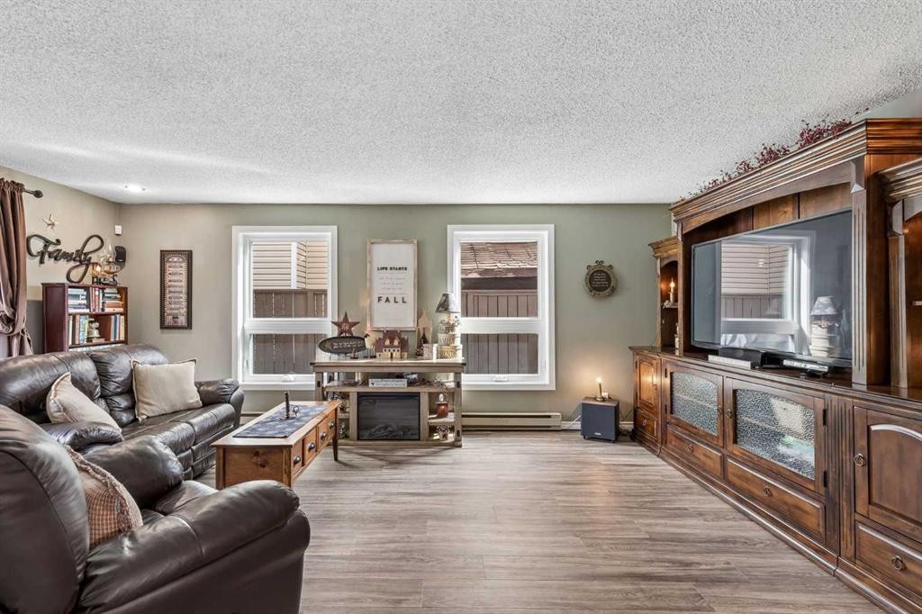 16 Macewan Meadow Link Nw, Calgary, AB