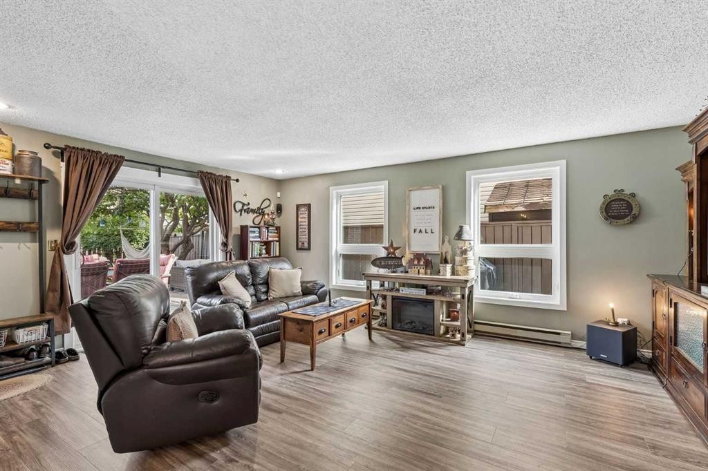 16 Macewan Meadow Link Nw, Calgary, AB
