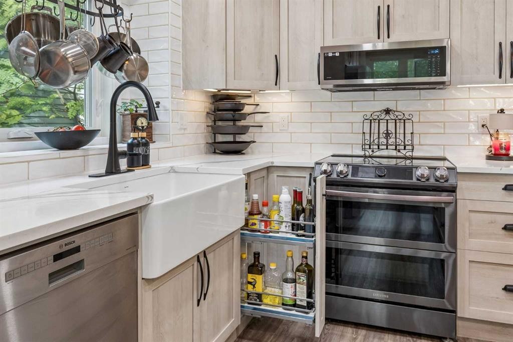 16 Macewan Meadow Link Nw, Calgary, AB