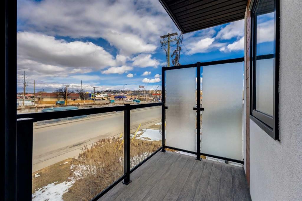 1604 46 Street Nw, Calgary, AB