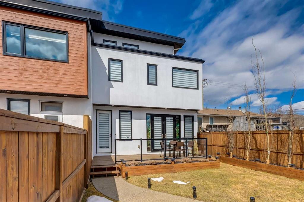 1604 46 Street Nw, Calgary, AB