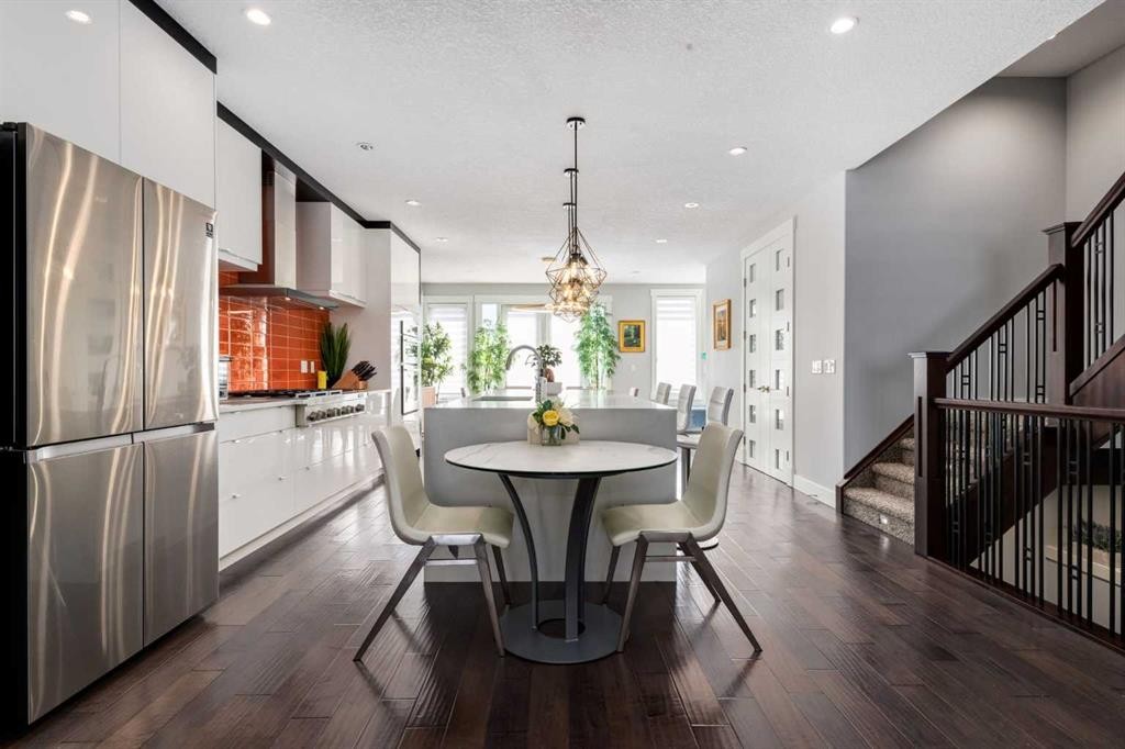 1604 46 Street Nw, Calgary, AB