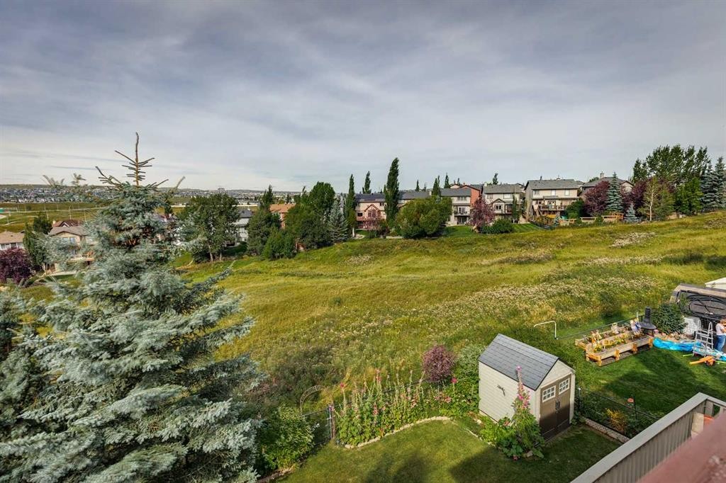 122 Hidden Creek Heights Nw, Calgary, AB
