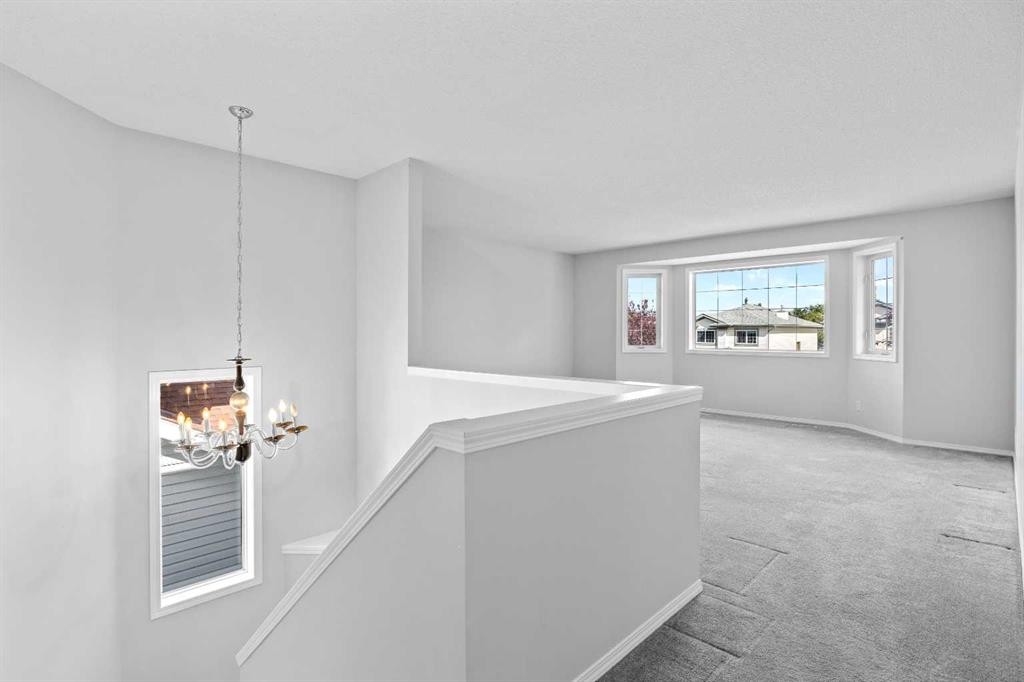 15 Hidden Ranch Crescent Nw, Calgary, AB