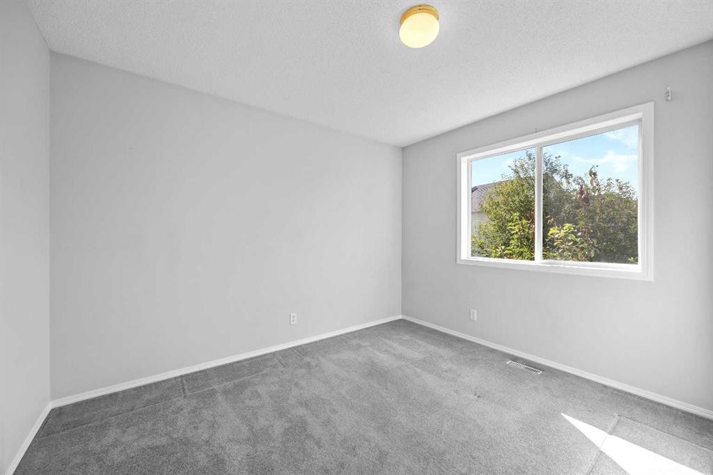 15 Hidden Ranch Crescent Nw, Calgary, AB