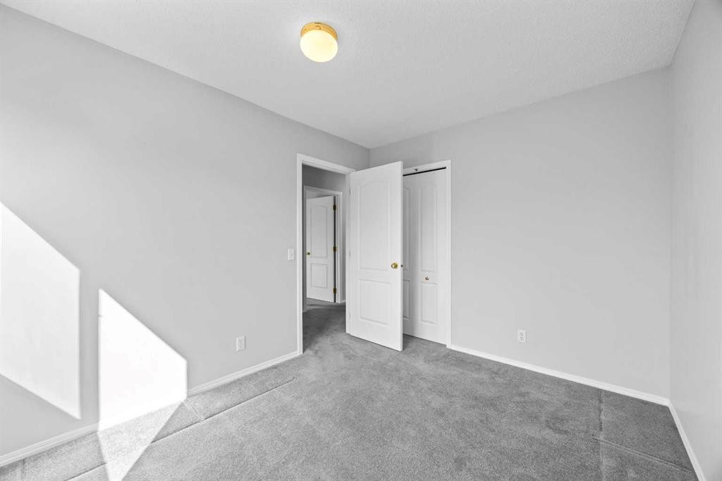 15 Hidden Ranch Crescent Nw, Calgary, AB