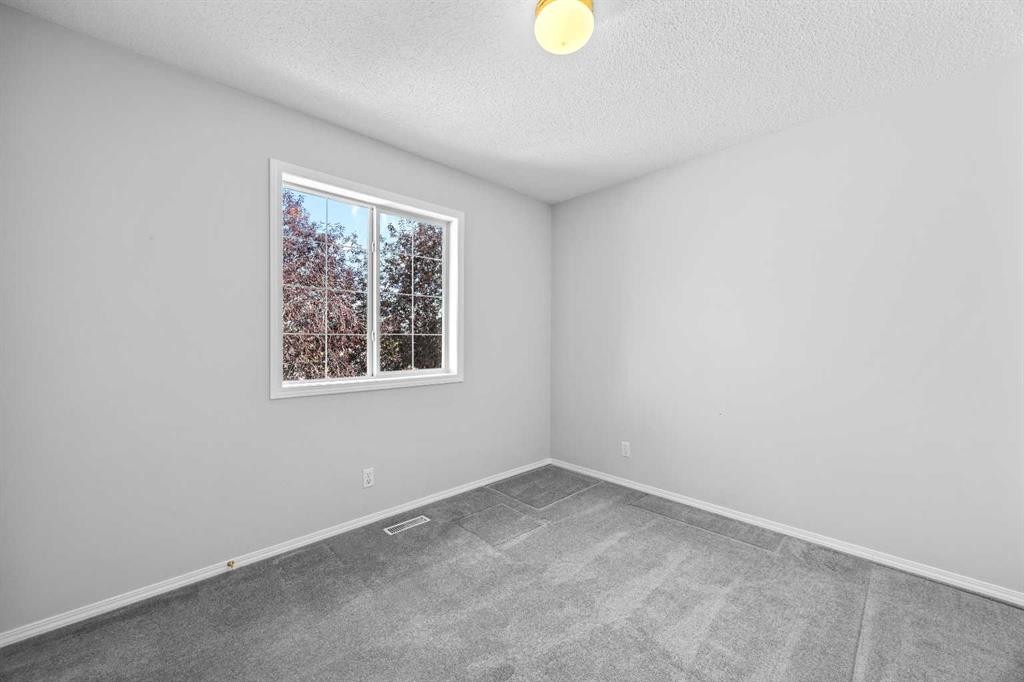 15 Hidden Ranch Crescent Nw, Calgary, AB