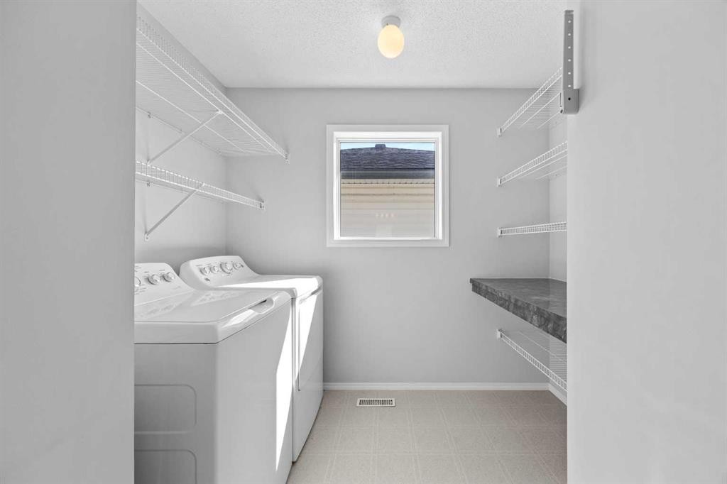 15 Hidden Ranch Crescent Nw, Calgary, AB